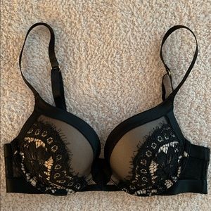 Victoria Secret Very Sexy Push Up 32B